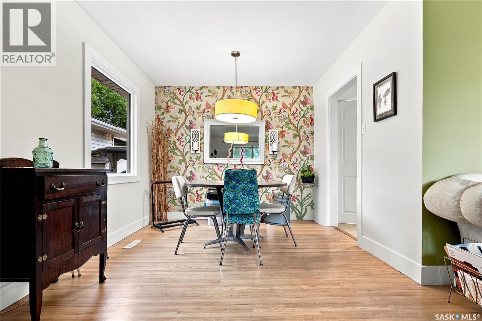 1706 Ewart AVENUE - 10