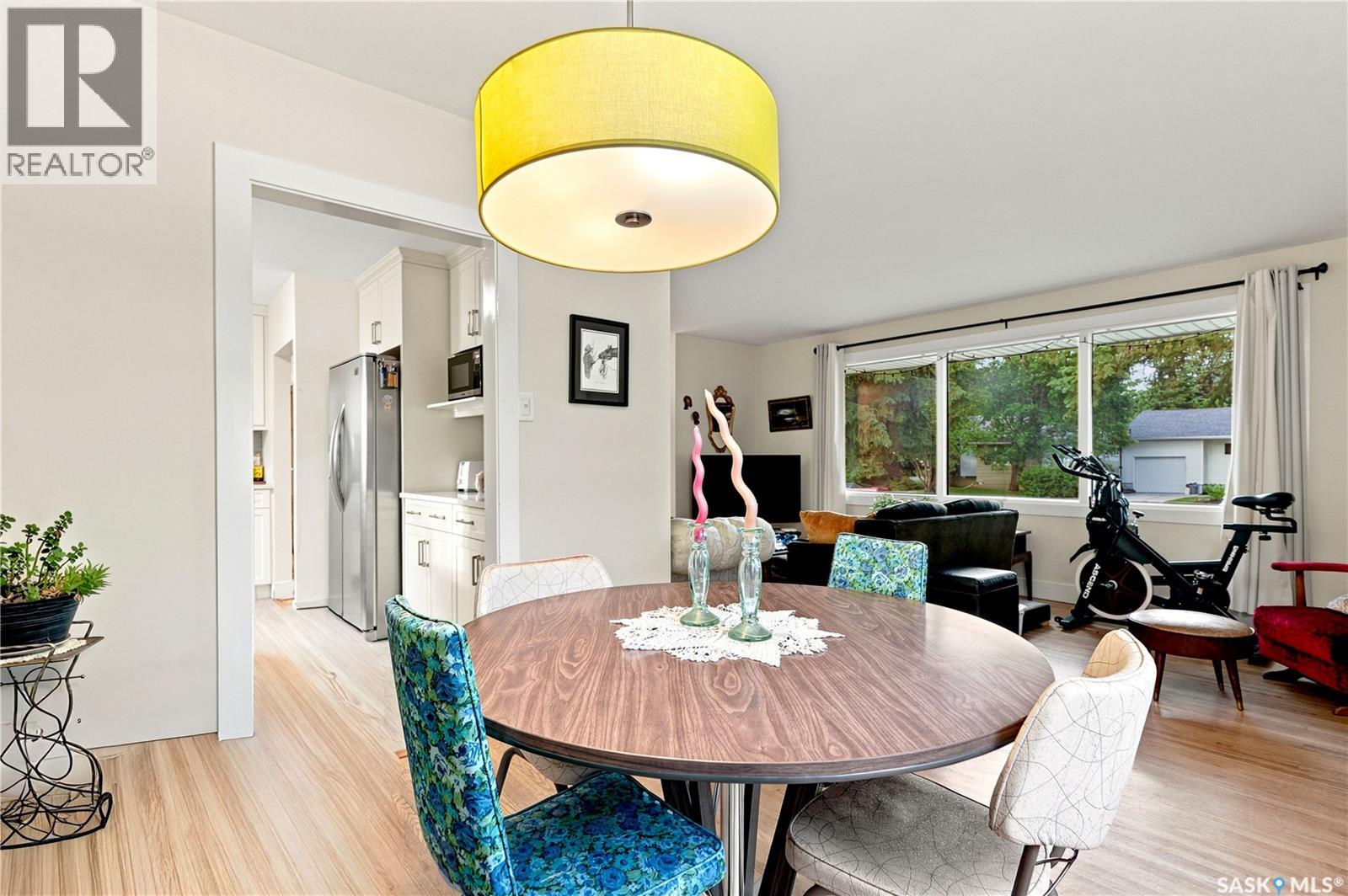 1706 Ewart AVENUE - 11
