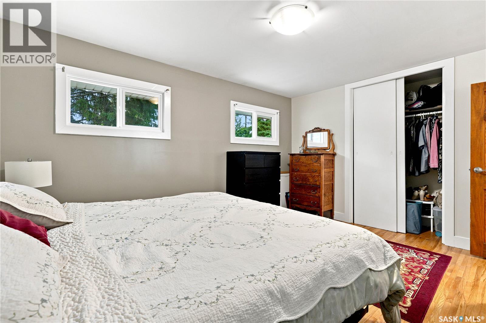1706 Ewart AVENUE - Image 24