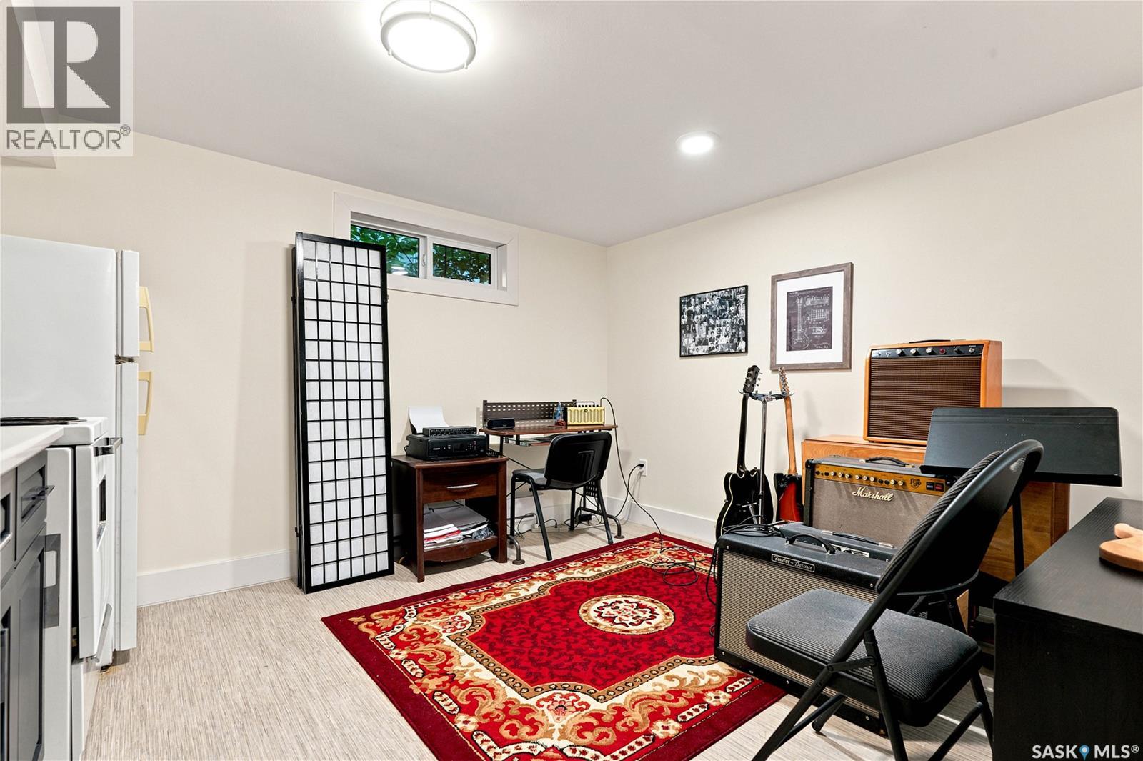 1706 Ewart AVENUE - Image 32