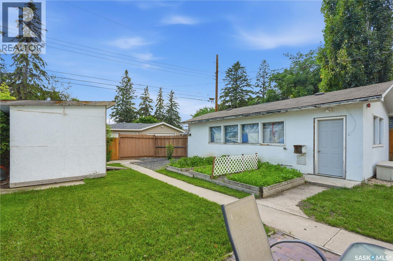 1706 Ewart AVENUE - Image 45
