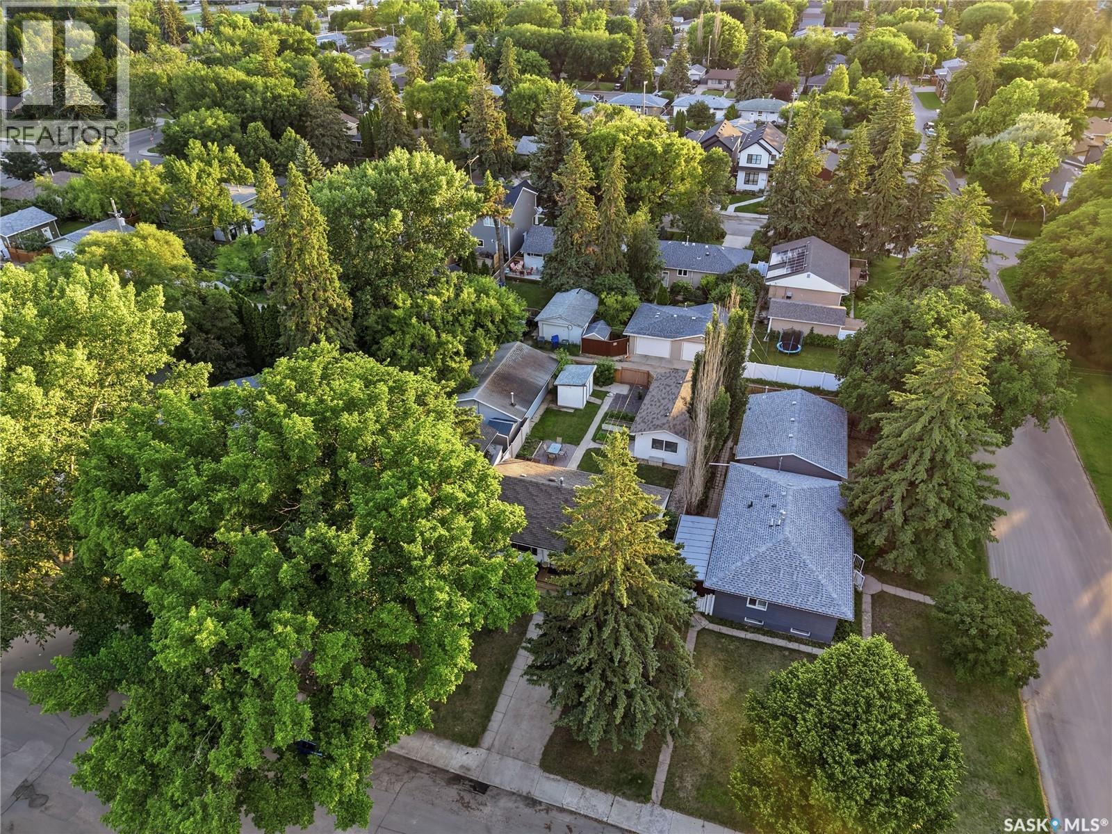 1706 Ewart AVENUE - Image 49