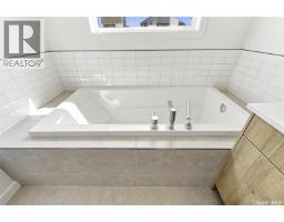 3043 Brighton Common, Saskatoon, SK S7V0Z5 Photo 26