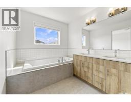 3043 Brighton Common, Saskatoon, SK S7V0Z5 Photo 27