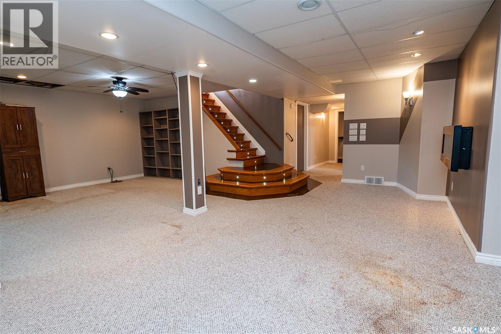 408A Miller CRESCENT - 32