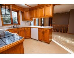 Living room - 408a Miller Crescent, Wynyard, SK S0A4T0 Photo 9