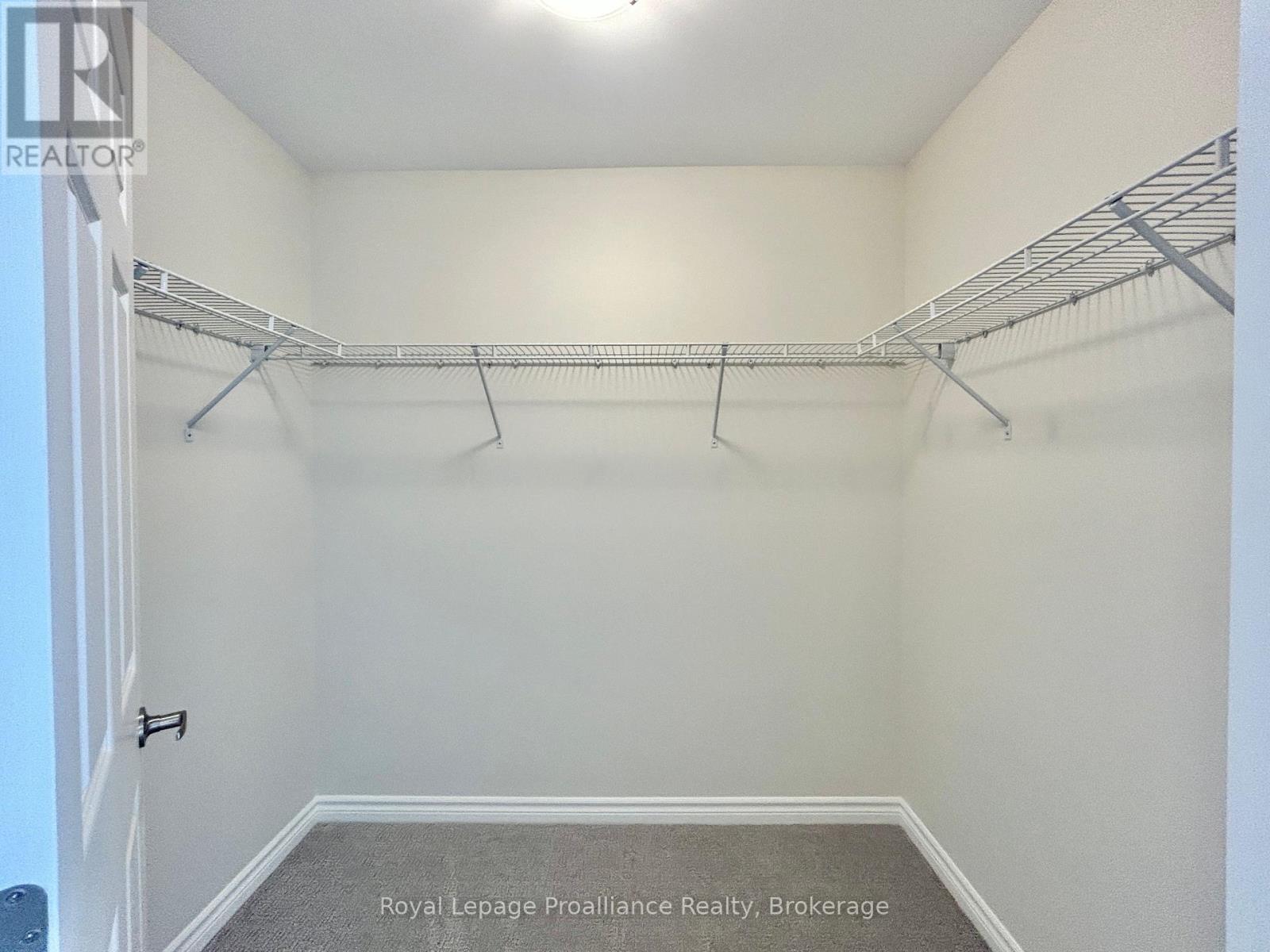 93 ATHABASKA DRIVE - 15
