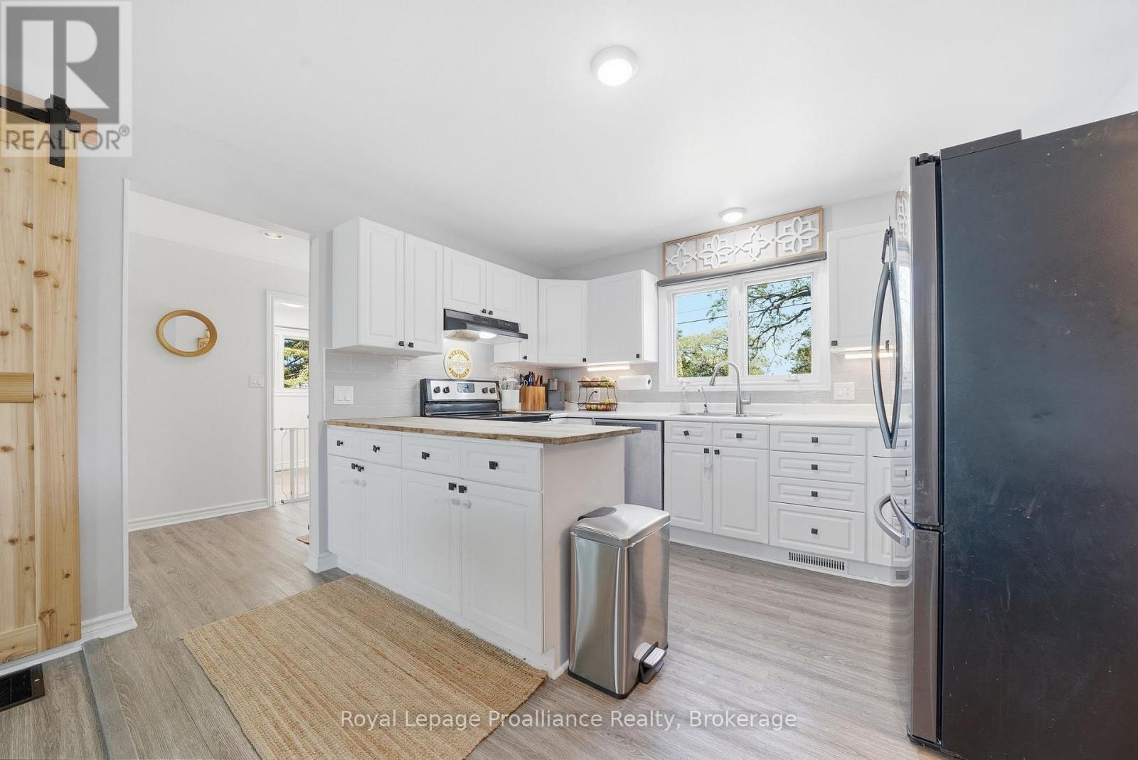 33 PEATS POINT LANE, Prince Edward County (Ameliasburg Ward) — photo 7