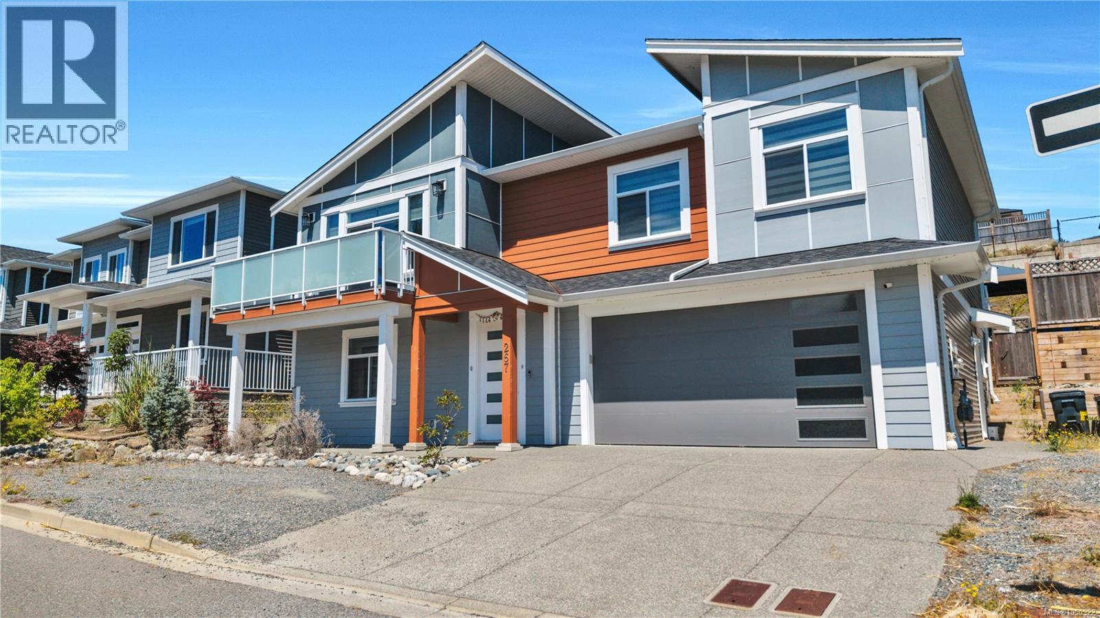 267 Golden Oaks Cres - Image 88