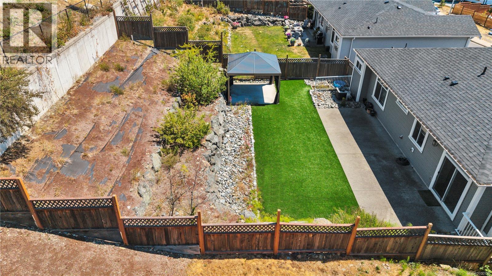 267 Golden Oaks Cres - 92