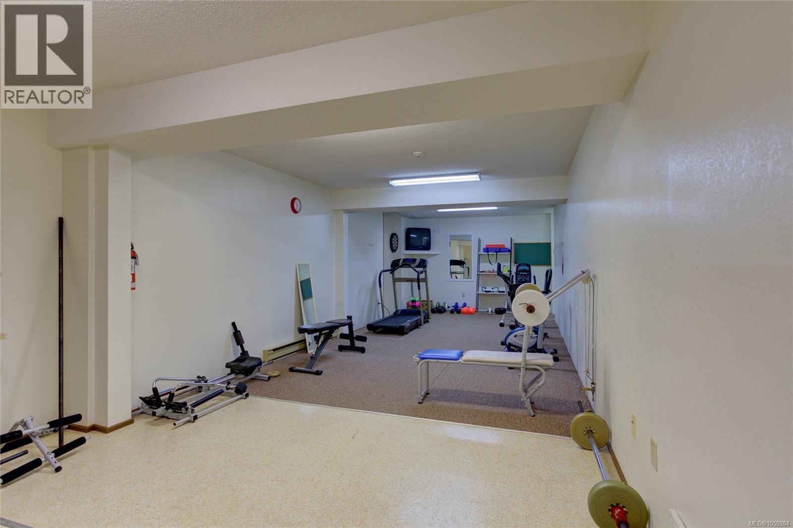 #103 9942 Daniel St - Image 33