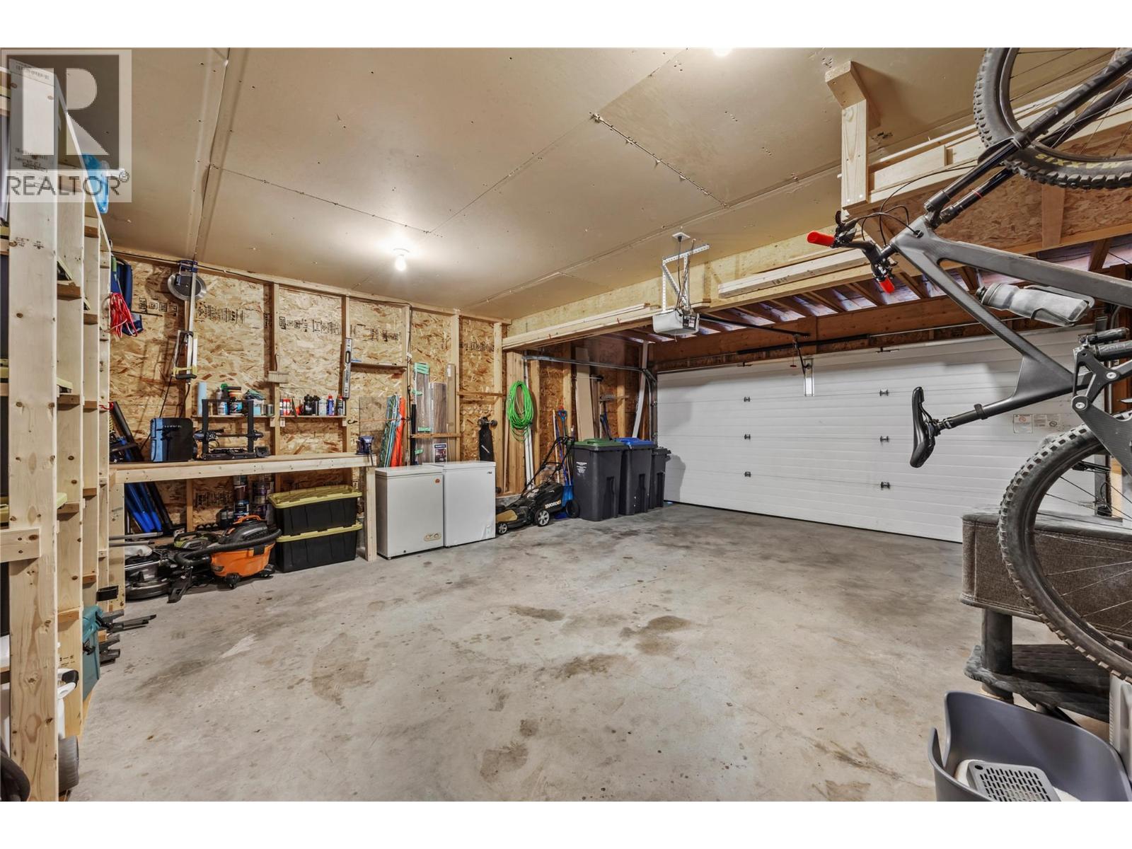 2322 Shannon Heights Place - Image 39