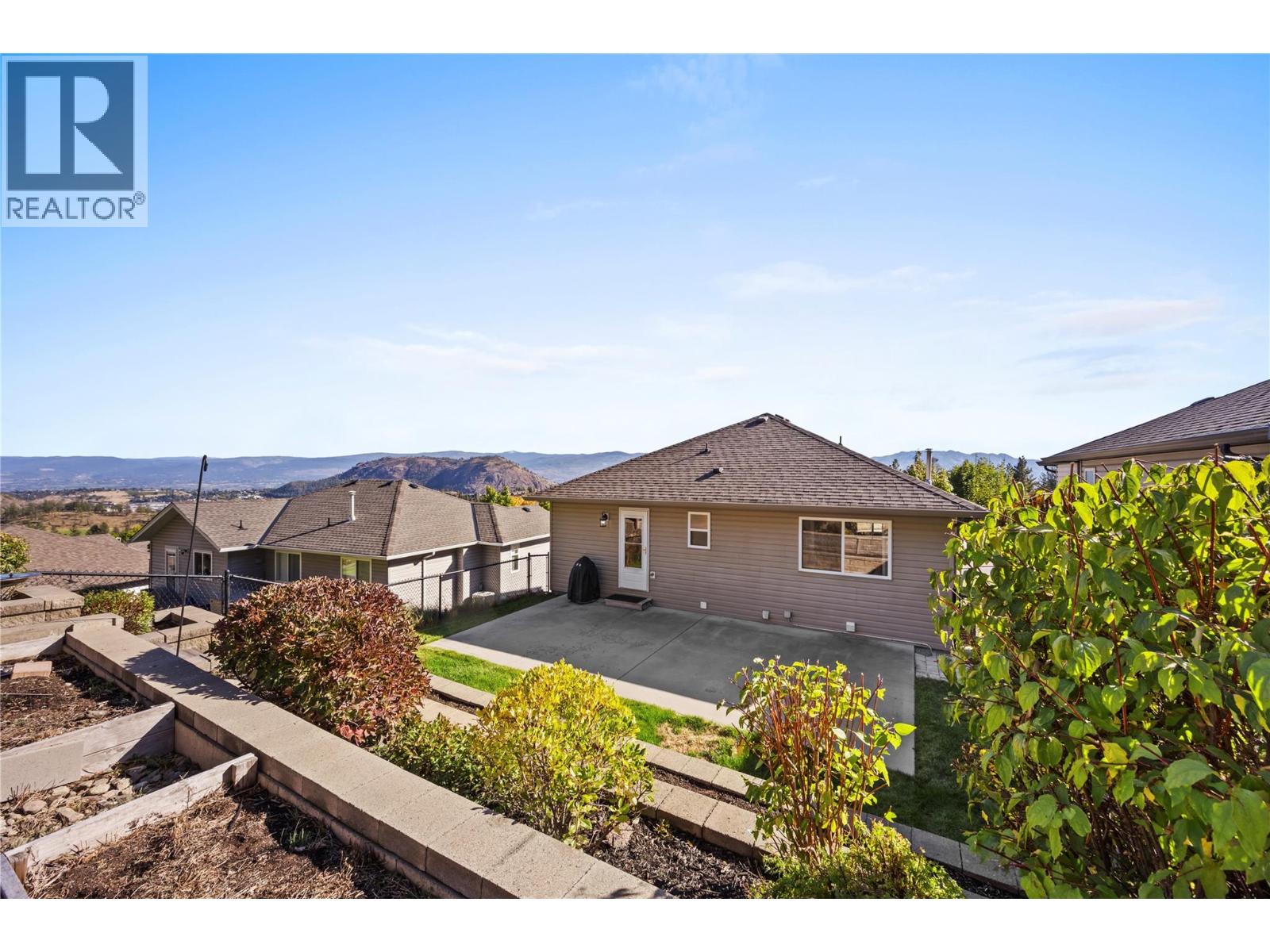2322 Shannon Heights Place - 8