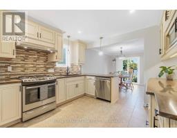 1938 La Chapelle Street, Ottawa, ON K1C6A1 Photo 15