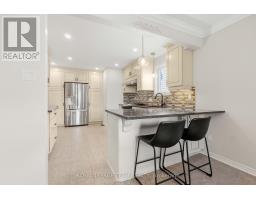1938 La Chapelle Street, Ottawa, ON K1C6A1 Photo 16
