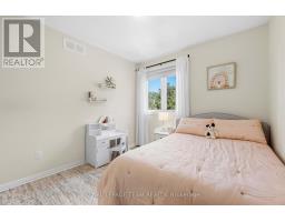 1938 La Chapelle Street, Ottawa, ON K1C6A1 Photo 25