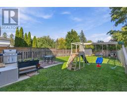 1938 La Chapelle Street, Ottawa, ON K1C6A1 Photo 43