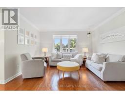 1938 La Chapelle Street, Ottawa, ON K1C6A1 Photo 8