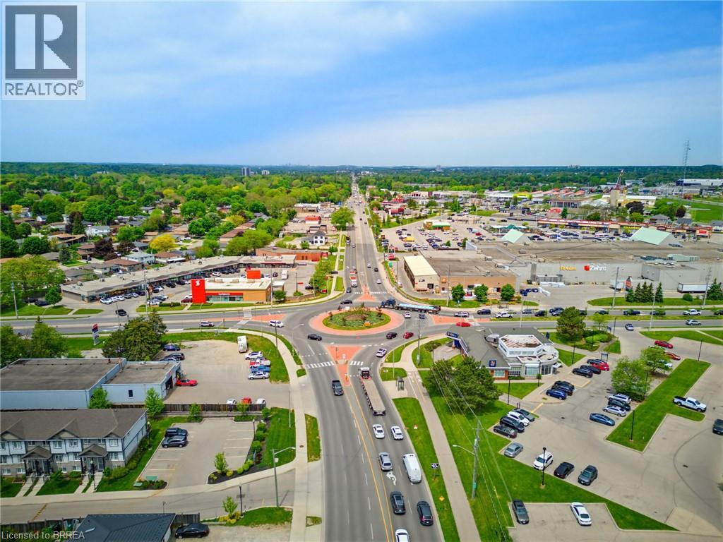 #16 100 CHESTER Drive - Image 35