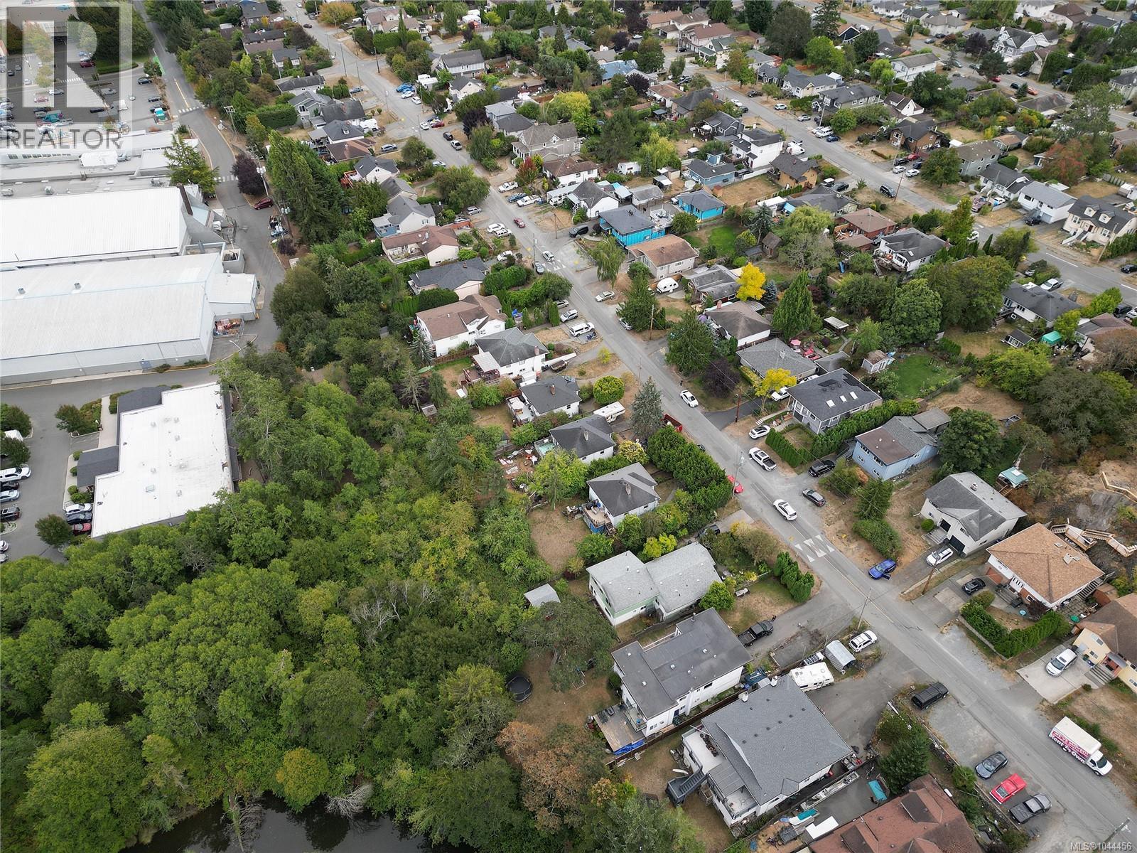 482 Ker Ave - 18