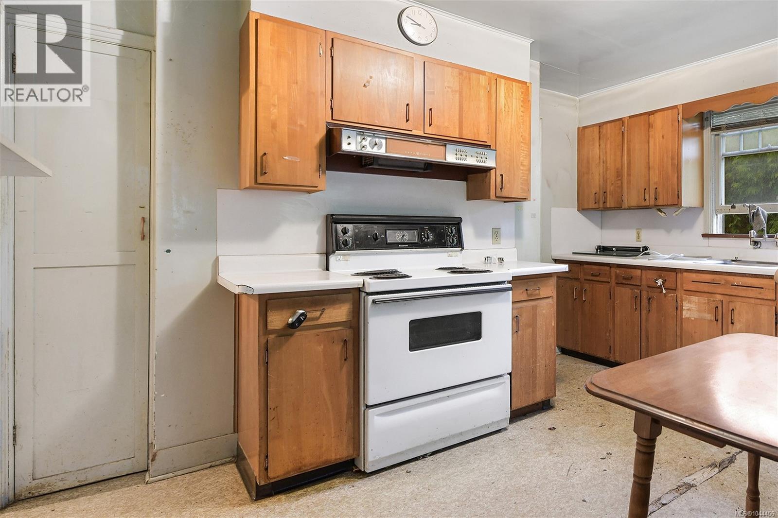 482 Ker Ave - 3