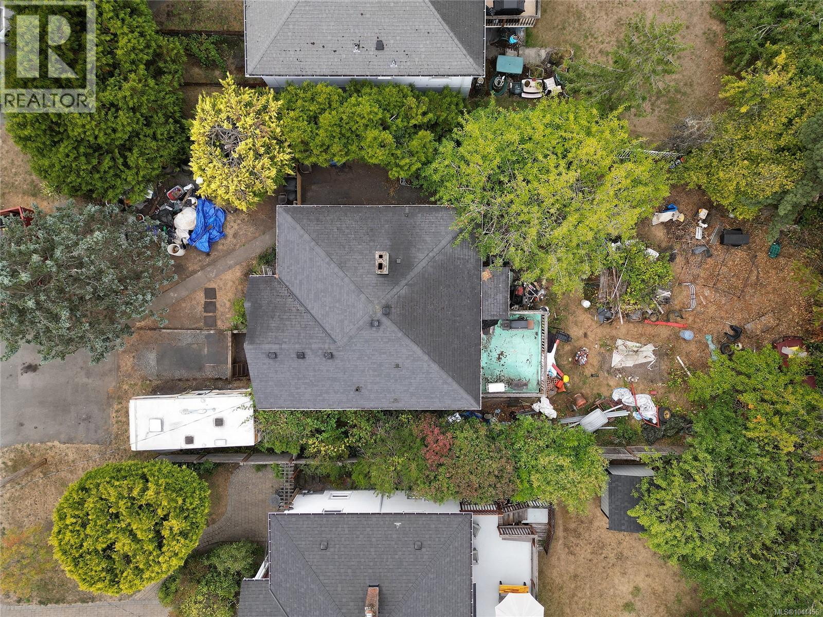 482 Ker Ave - 13