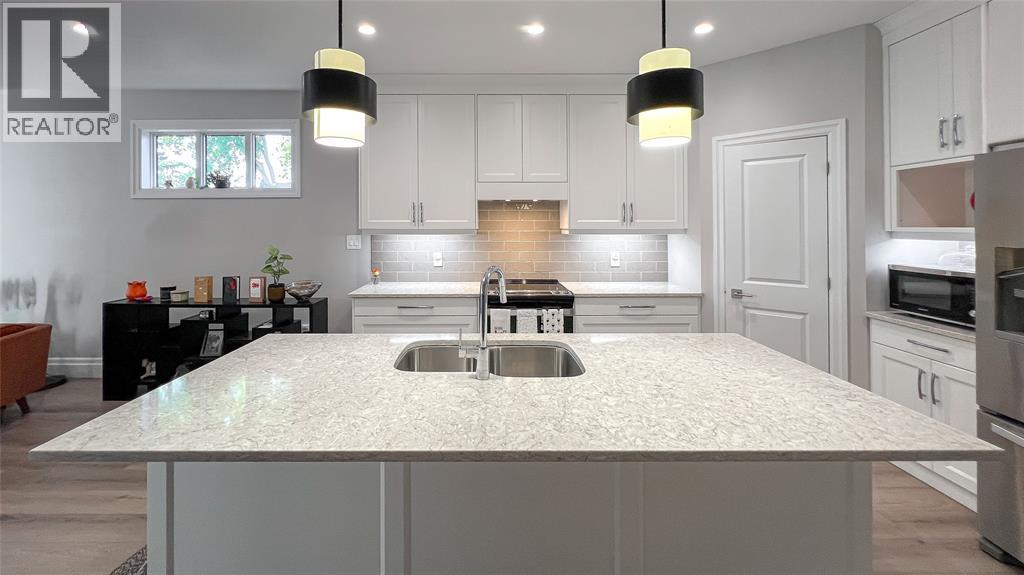 #B 315 ALEXANDRA AVENUE - 7