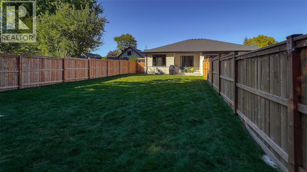#B 315 ALEXANDRA AVENUE - 28