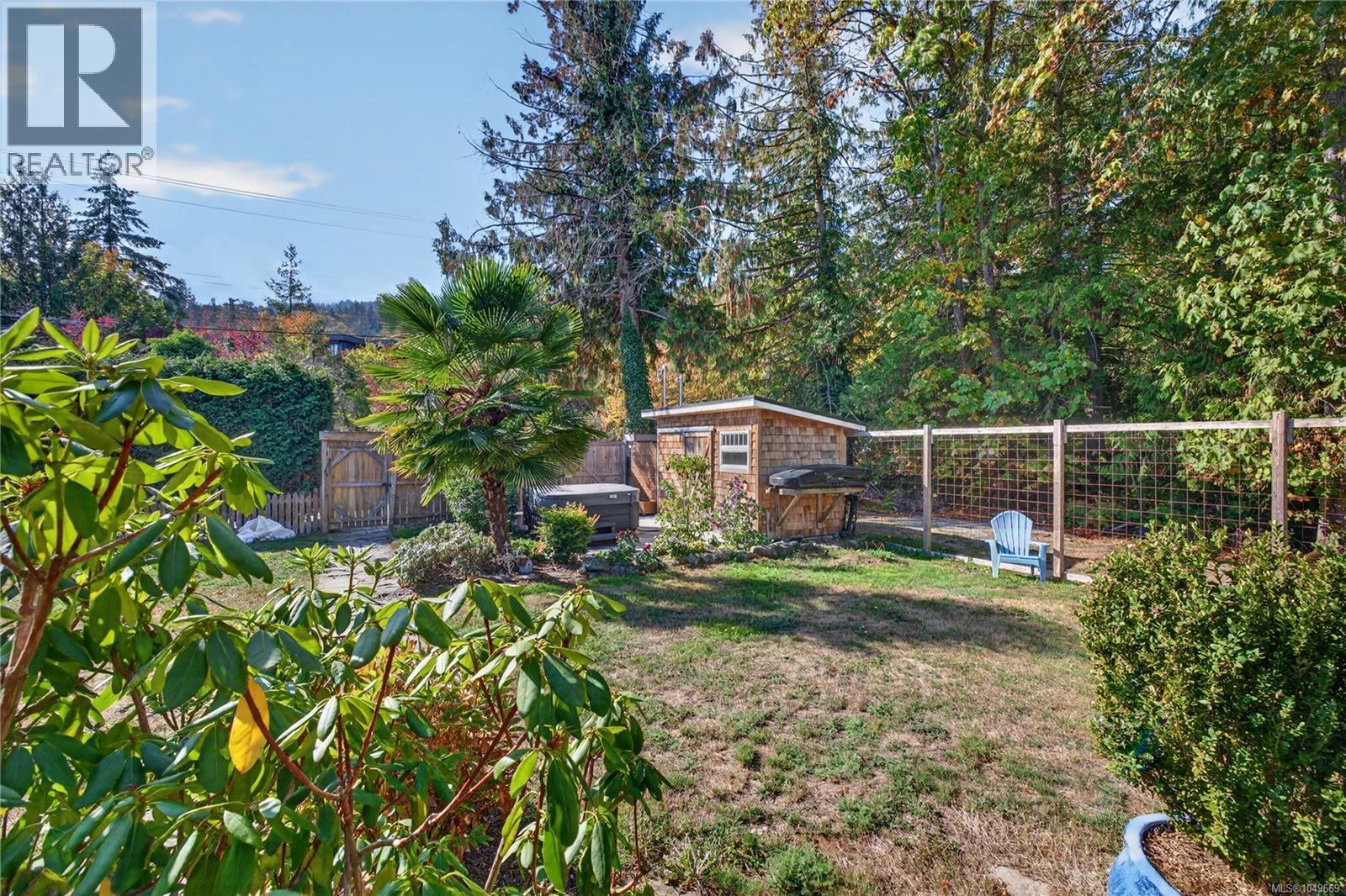 150 Drake Road, Salt Spring, British Columbia, V8K2V8, Salt Spring, British Columbia — photo 5 of 5