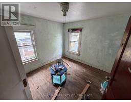 4445 John Street, Niagara Falls, ON L2E1A4 Photo 16