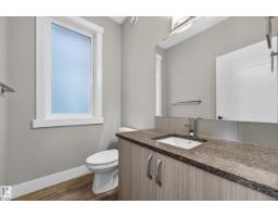 8922 77 Av Nw, Edmonton, AB T6C0L9 Photo 21