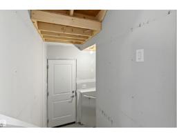 8419 226 St Nw, Edmonton, AB T5T7G7 Photo 38