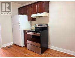 Bathroom - 367 Springbank Drive, London South, ON N6J1G7 Photo 7
