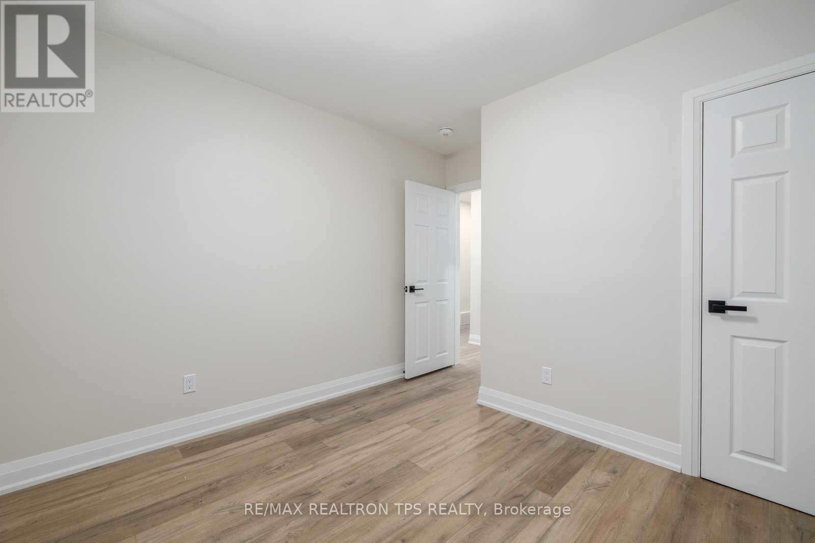 634 ATHOL STREET E, Oshawa (Donevan) — photo 12