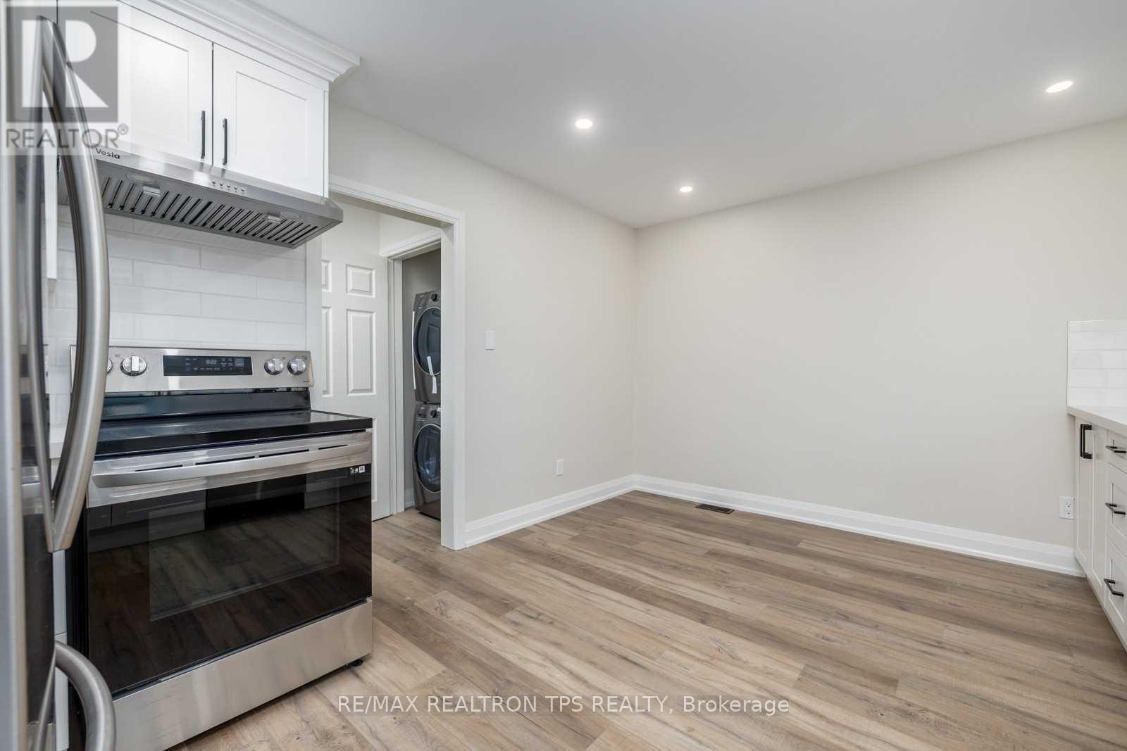 634 ATHOL STREET E, Oshawa (Donevan) — photo 5