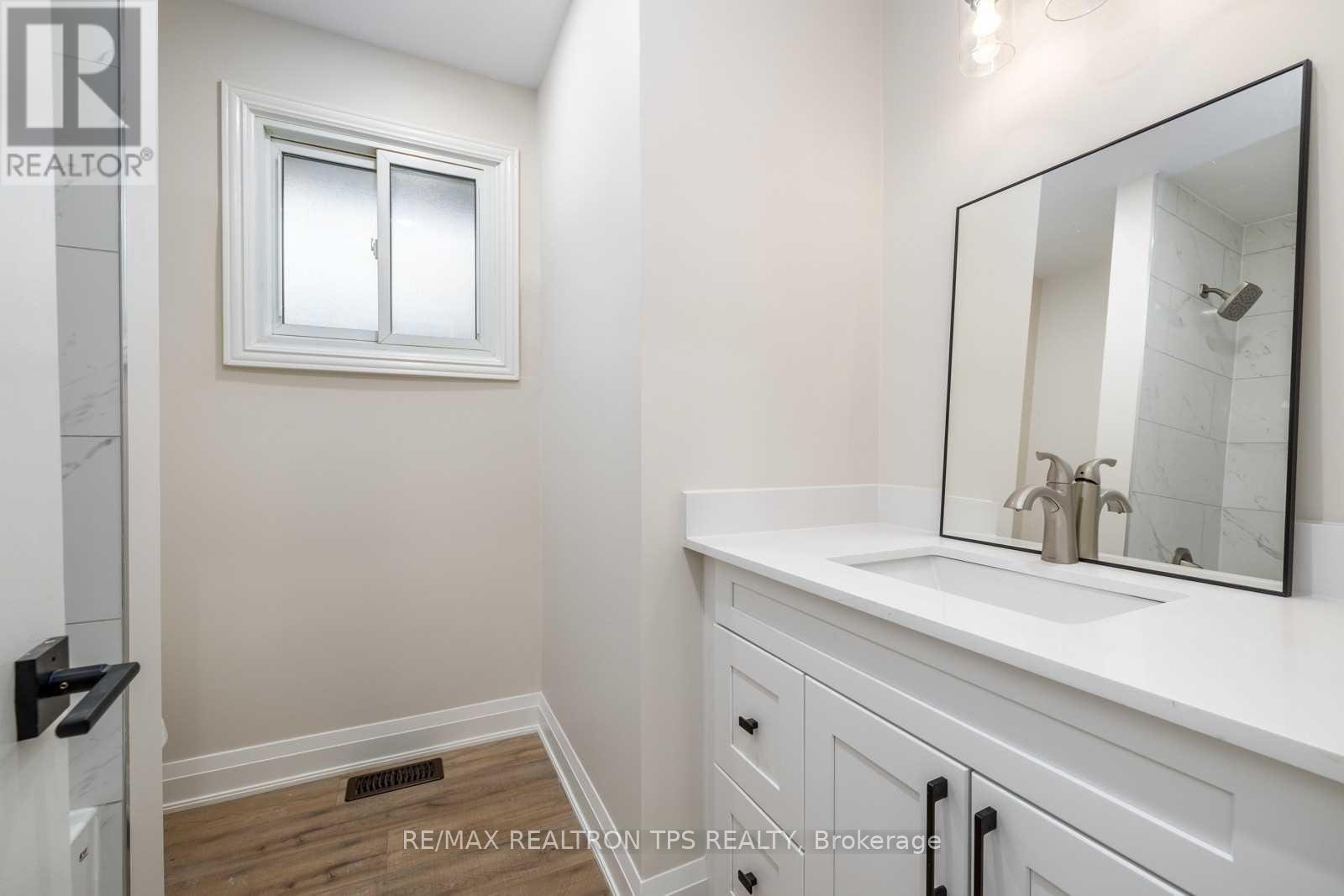 634 ATHOL STREET E, Oshawa (Donevan) — photo 7