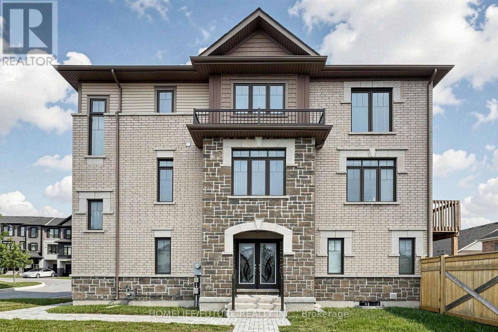 1 BAVIN STREET, Clarington (Bowmanville)