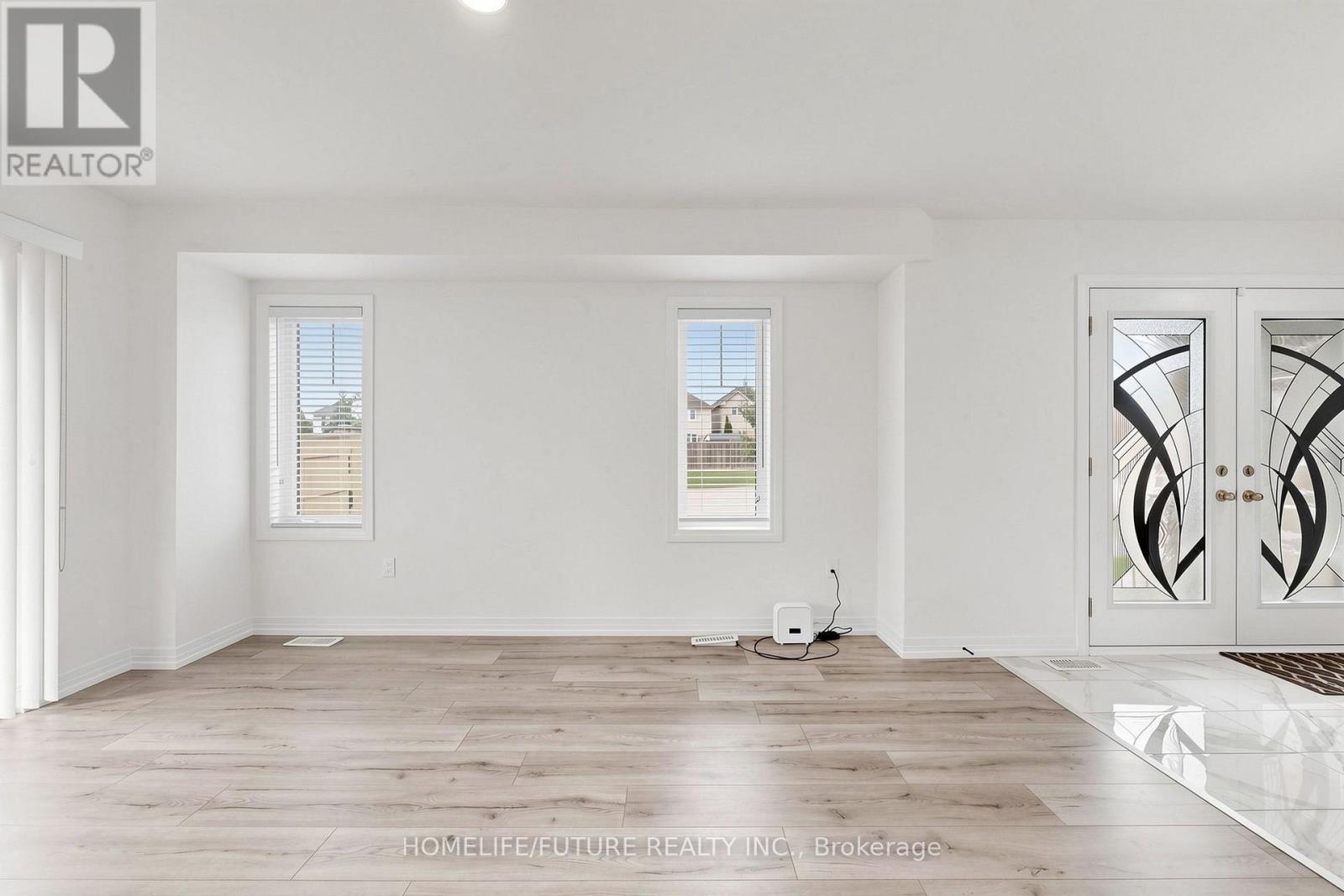1 BAVIN STREET, Clarington (Bowmanville) — photo 6