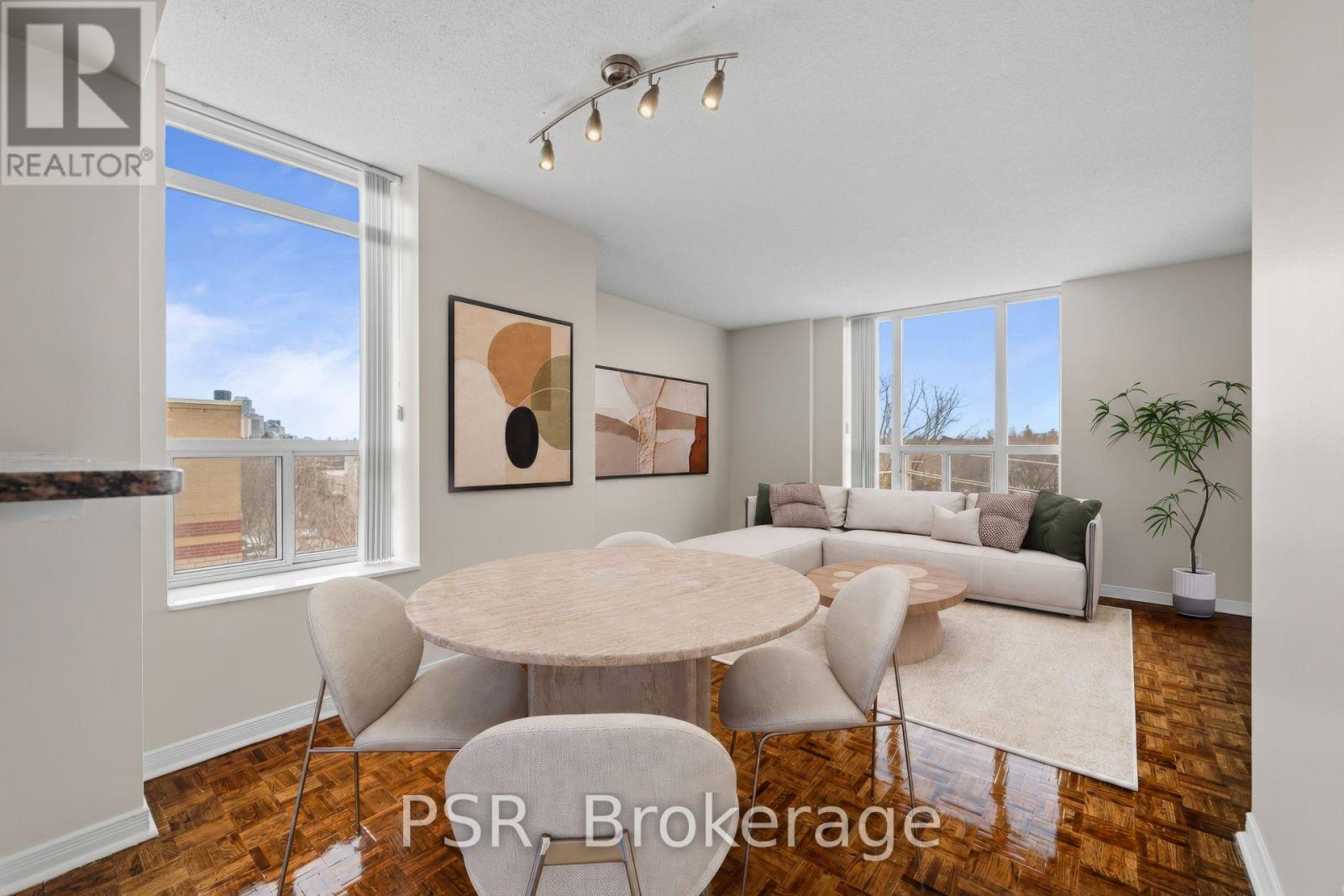 Photo of 515 Rosewell Avenue