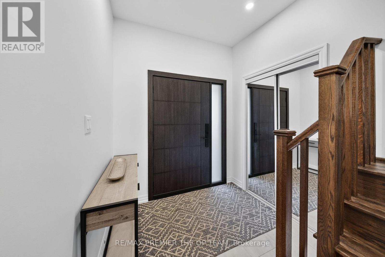 233 VIVANT STREET, Newmarket (Woodland Hill) — photo 4