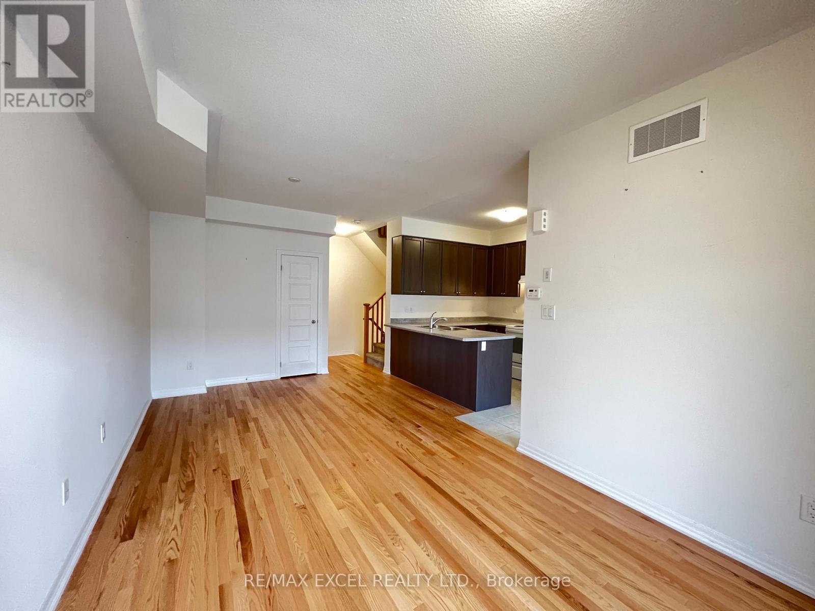 251 VIVANT STREET, Newmarket (Woodland Hill) — photo 6