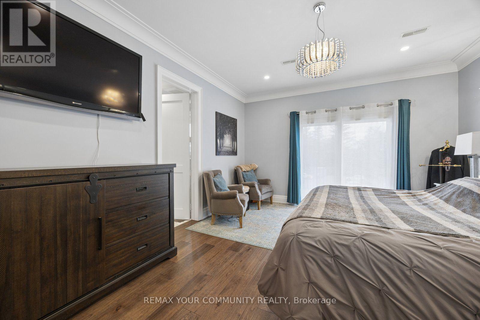 47 HALL STREET - 26