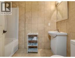 204 Mt Rundle Road W - photo 37