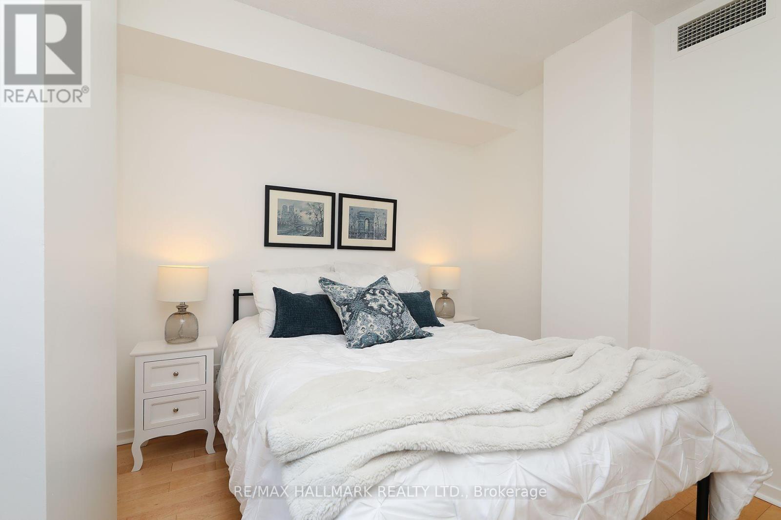 #311 75 DALHOUSIE STREET - Image 15