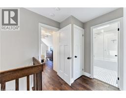 2pc Bathroom - 58 Uplands Avenue, Hamilton, ON L8S3X8 Photo 13