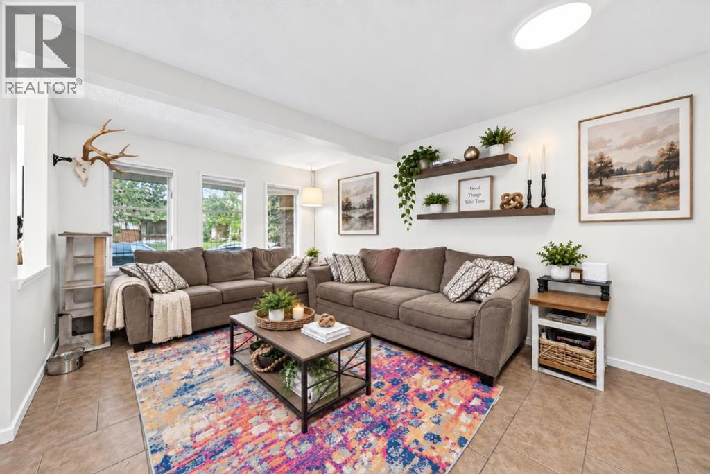 111 Midbend Place SE, Calgary, Alberta, T2X2J7 — thumbnail 9