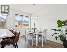 135 Creekstone Drive Sw, Calgary, AB T2X4Y3 Photo 17