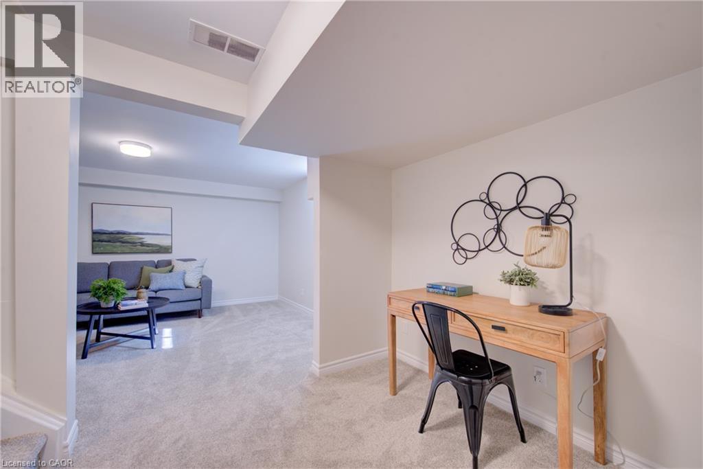 39 CONNELLY Drive - Image 17
