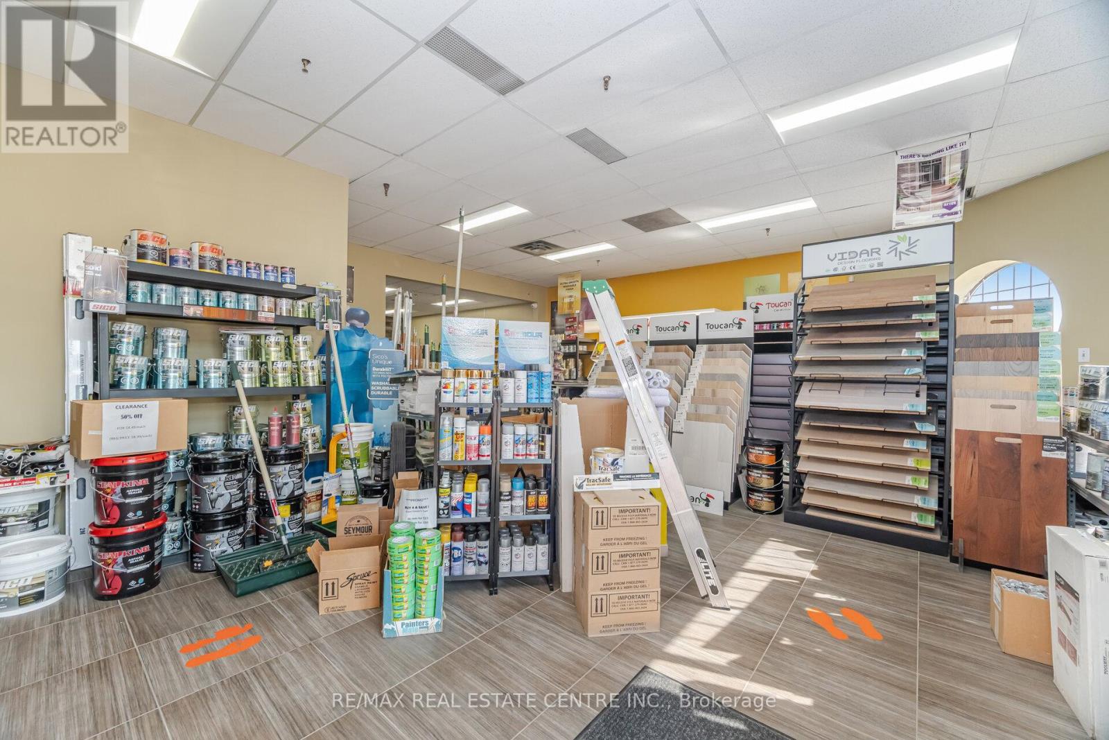 19 ( FRONT PORTION) - 2074 STEELES AVENUE E, Brampton (Southgate) — photo 4