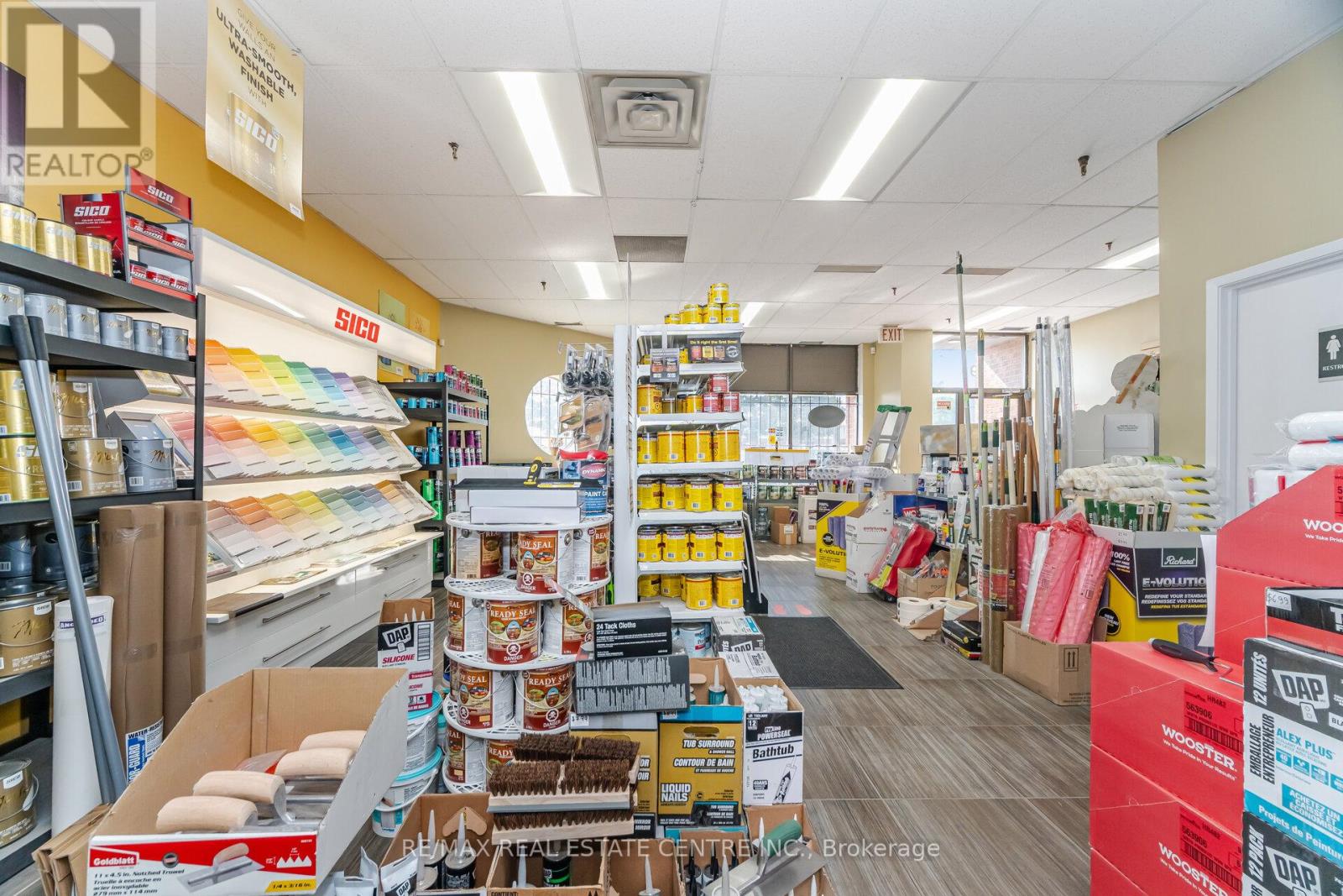 19 ( FRONT PORTION) - 2074 STEELES AVENUE E, Brampton (Southgate) — photo 8